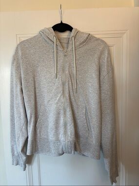 Abercrombie & Fitch Lightweight Zip-Up Hoodie in Light Heather Gray